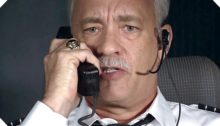 In Clint Eastwood’s engrossing “Sully,” earnest heroism hits turbulence